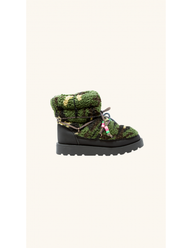 FUR SNOW BOOTS CAMO est présent 